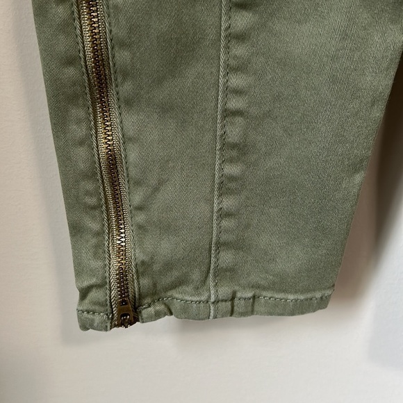 White House Black Market Cargo Skimmer Jeans Olive Green Sz 6 - Picture 8 of 14